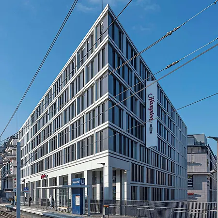 Hampton By Hilton Stuttgart City Centre-2